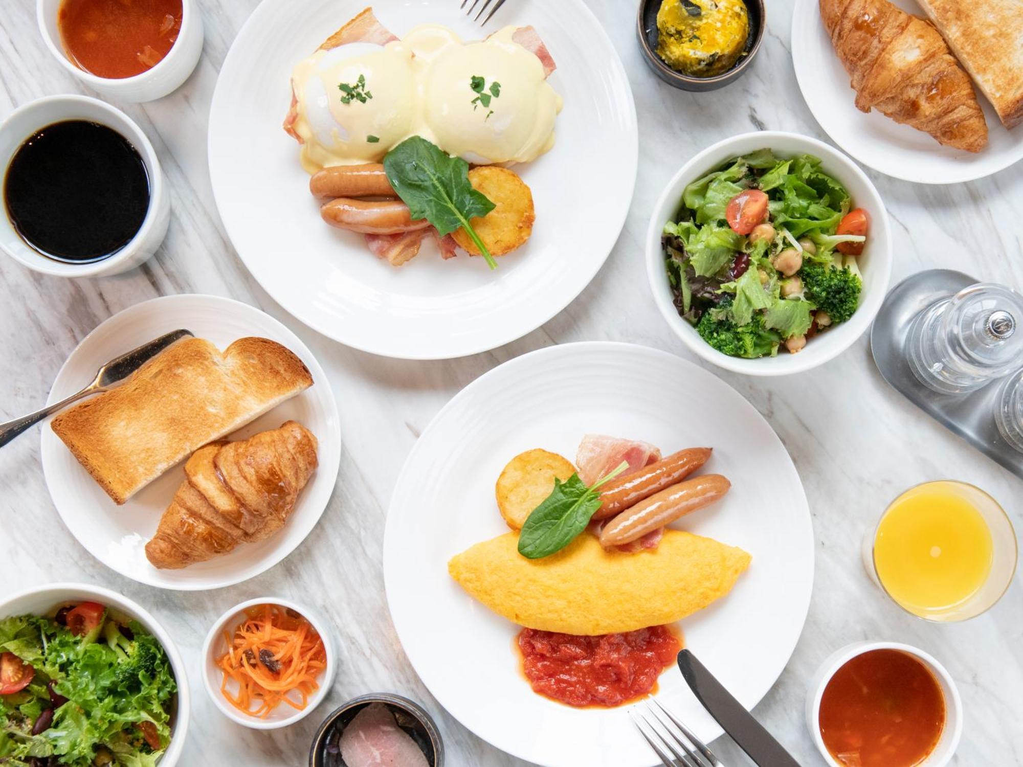 Mitsui Garden Hotel Roppongi Tokyo Premier Esterno foto A typical breakfast at the restaurant